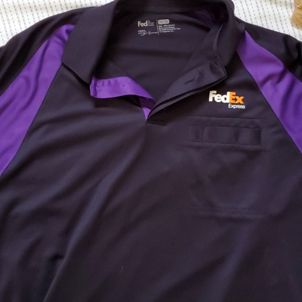 FedEx Express courier shirt size xl